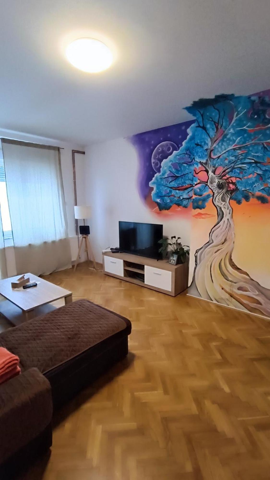 Moon Tree *** Apartamento Varaždin Exterior foto